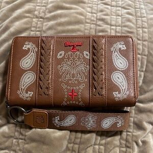 Wrangler Tan Embroidered Wallet